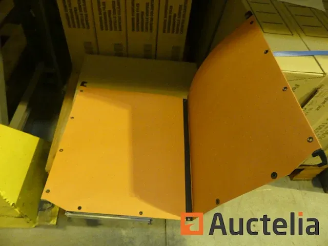 Ref: appro-011-3 pallets van bestand opgeschort - afbeelding 1 van  6