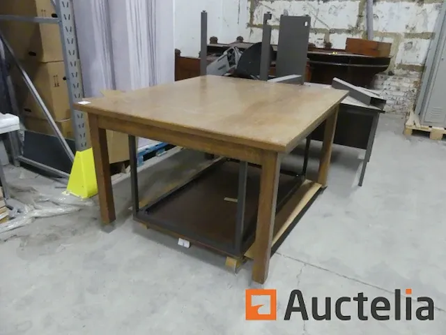 Ref appro-018-tafel houten - afbeelding 1 van  7