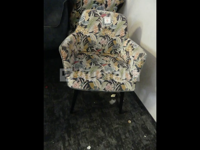 Ref: gevulde new york room (kelder) - 9 stoelen met armleuningen - afbeelding 2 van  6