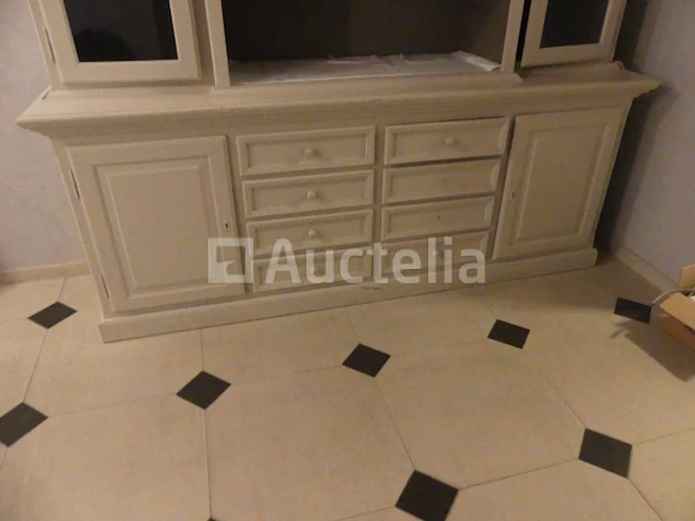 Ref: opgeslagen gang in de kelder - dressoir met 2 carrosserieën - afbeelding 6 van  9