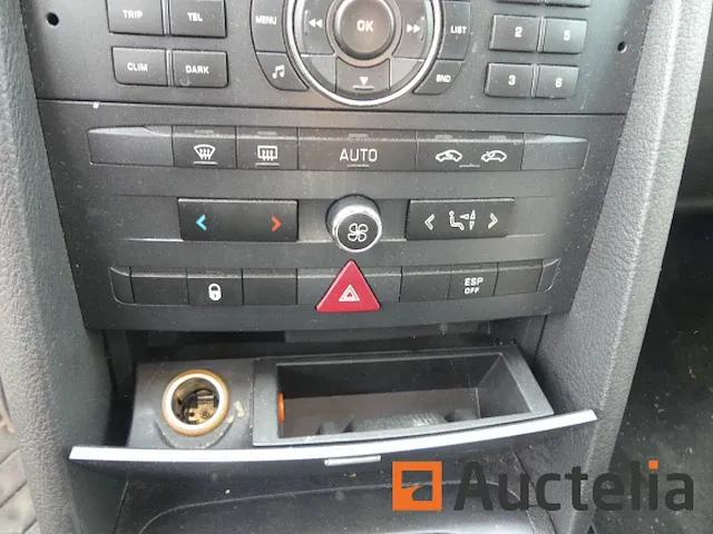 Ref: slt-001-auto peugeot 407 - afbeelding 13 van  26