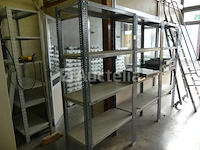 Ref:001 metalen planken - afbeelding 3 van  16