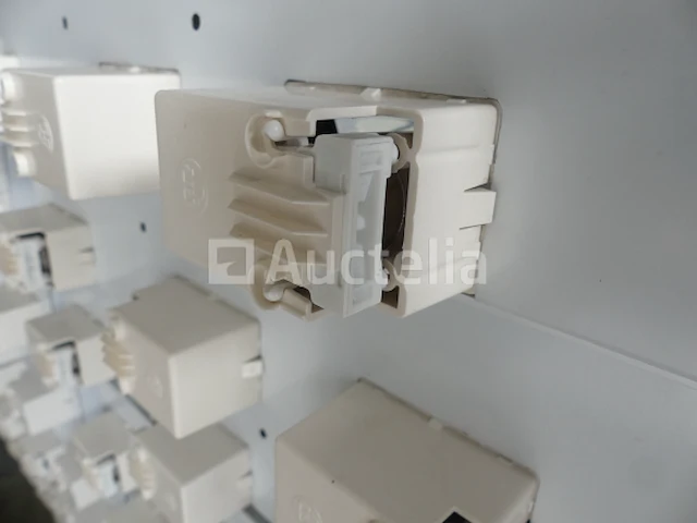 Ref:002 100 armaturen voor verlaagde plafonds - afbeelding 3 van  9