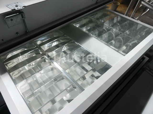 Ref:002 100 armaturen voor verlaagde plafonds - afbeelding 6 van  9