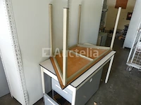 Ref:005 10 bureaus en tafels - afbeelding 2 van  10