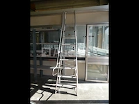 Ref:006 aluminium trapladder met leuning piret - afbeelding 6 van  9