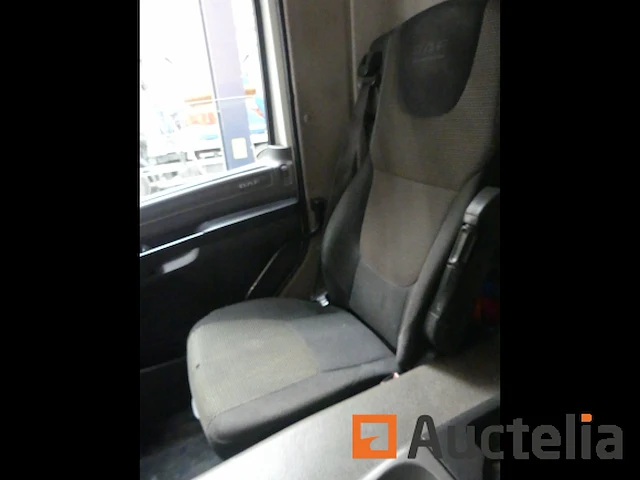 Ref:01-bgf-8 - daf cf290fag vuilniswagen (2015-268.697 km) - afbeelding 38 van  48