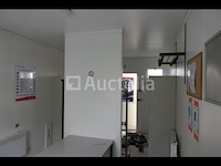 Ref:0247 - garderobe container - afbeelding 2 van  14