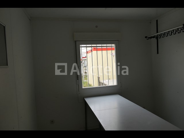 Ref:0247 - garderobe container - afbeelding 14 van  14
