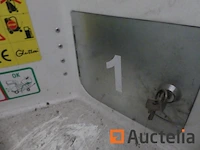 Ref:1 - straatreiniging apparatuur, glutton stofzuiger - afbeelding 2 van  2