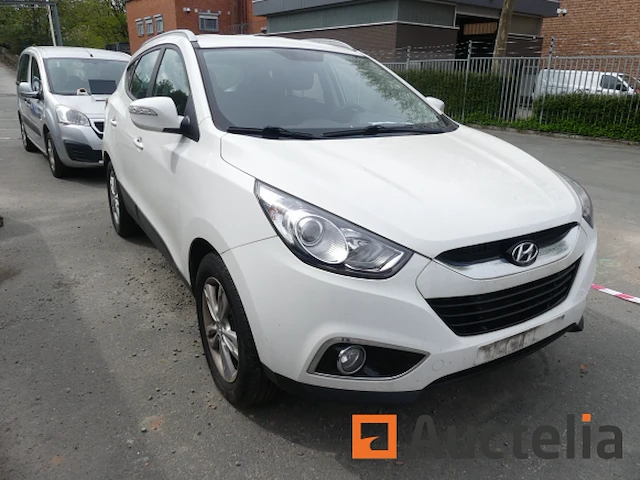 Ref:1-cio-895 - hyundai ix35 auto - chassisnummer: tmaju81vacj235246 - afbeelding 4 van  9