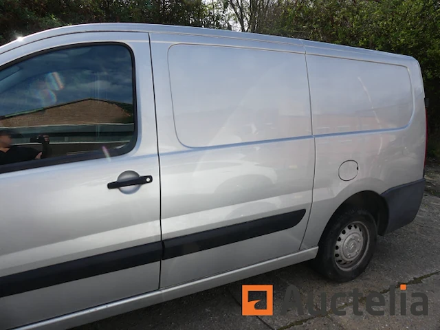 Ref:1-lss-867 - citroen jumpy bestelwagen (2015-67.438 km) - chassisnummer: vf7xuahz8fz056231 - afbeelding 29 van  32