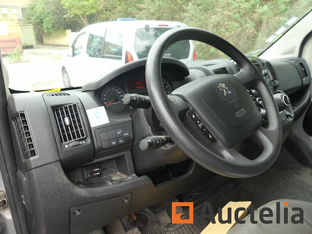 Ref:1-ltc-154 - peugeot boxer van (2015-143.660 km) - chassisnummer: vf3yctmfc12a08395 - afbeelding 10 van  29