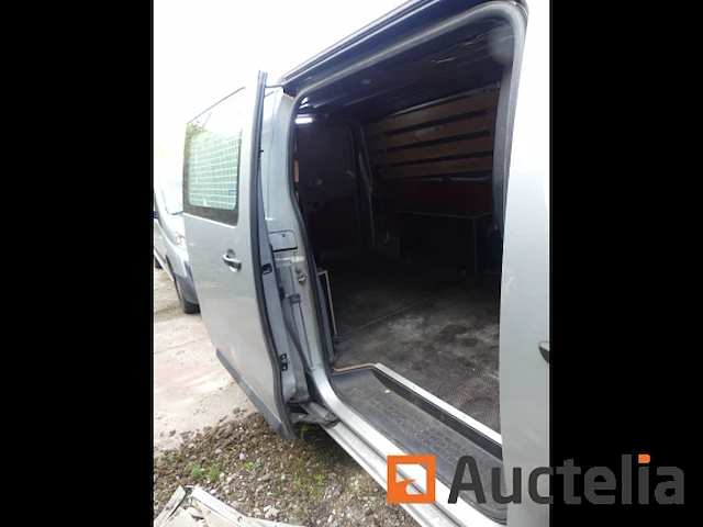 Ref:1-rgt-760 - citroen jumpy bestelwagen (2016-86.466 km) - chassisnummer: vf7vfahkhgz075543 - afbeelding 4 van  33