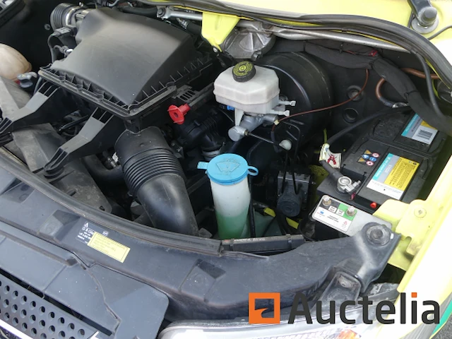 Ref:1-sut-671 - mercedes-benz ambulance (2017-268.678 km) - afbeelding 10 van  33