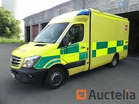 Ref:1-sut-671 - mercedes-benz ambulance (2017-268.678 km)