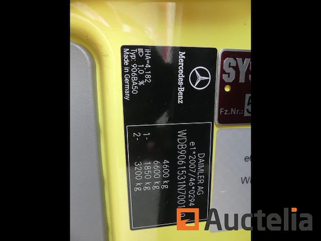 Ref:1-sut-671 - mercedes-benz ambulance (2017-268.678 km) - afbeelding 28 van  33