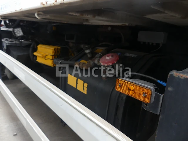 Ref:10318 - vuilniswagen met kraan man tgm (2010-138.787 km) ( vin:wman08zz2ay243367) - afbeelding 5 van  47