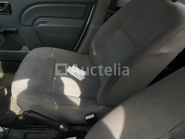 Ref:12391 - dacia logan 1.5 dci pick-up bestelwagen (2011-175.387 km) - afbeelding 2 van  30