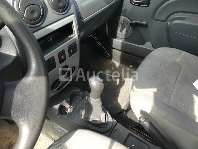 Ref:12391 - dacia logan 1.5 dci pick-up bestelwagen (2011-175.387 km) - afbeelding 6 van  30