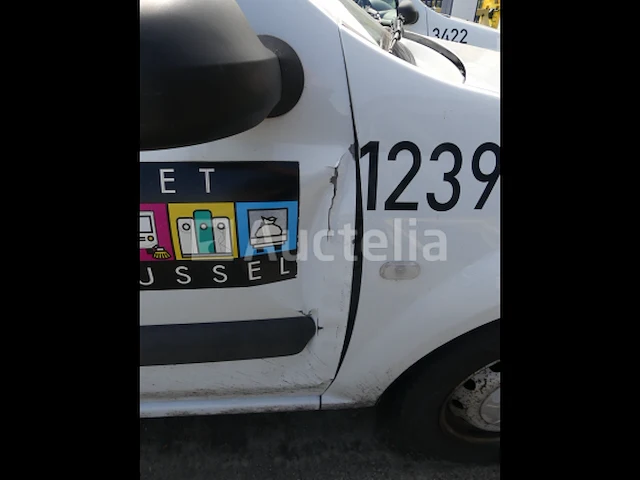 Ref:12391 - dacia logan 1.5 dci pick-up bestelwagen (2011-175.387 km) - afbeelding 25 van  30