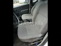 Ref:12395 - dacia logan 1.5 dci pick-up vrachtwagen (2012-121.398 km) - afbeelding 20 van  31