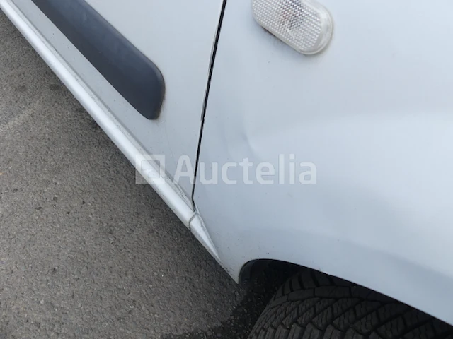 Ref:12395 - dacia logan 1.5 dci pick-up vrachtwagen (2012-121.398 km) - afbeelding 28 van  31