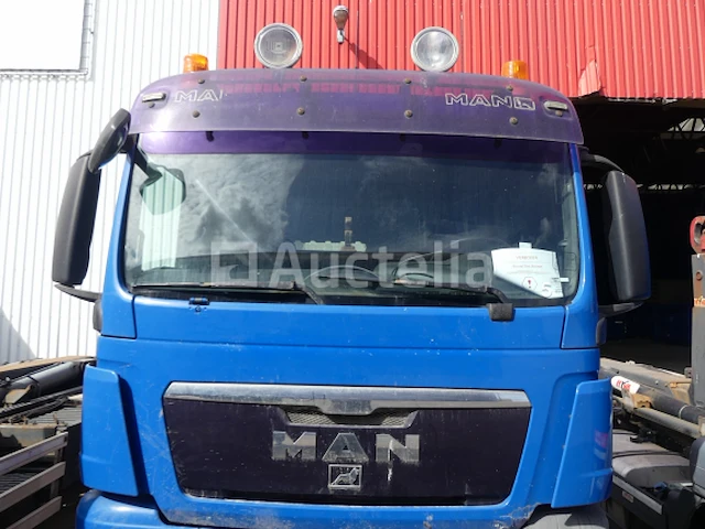 Ref:1309 - container vrachtwagen man 28s (2009-572.532 km) - afbeelding 11 van  47