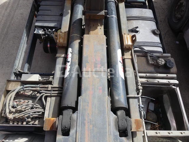 Ref:1374 - container vrachtwagen man tgs (2014-568.806 km) - afbeelding 7 van  51
