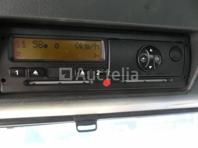 Ref:1376 - container vrachtwagen man tgs (2014-573.144 km) - afbeelding 37 van  47