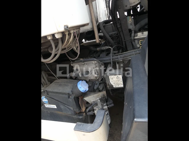 Ref:1434 - vuilniswagen (voor onderdelen) renault access (2013-204.150 km) - afbeelding 8 van  28
