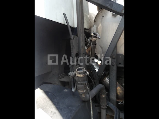 Ref:1434 - vuilniswagen (voor onderdelen) renault access (2013-204.150 km) - afbeelding 12 van  28