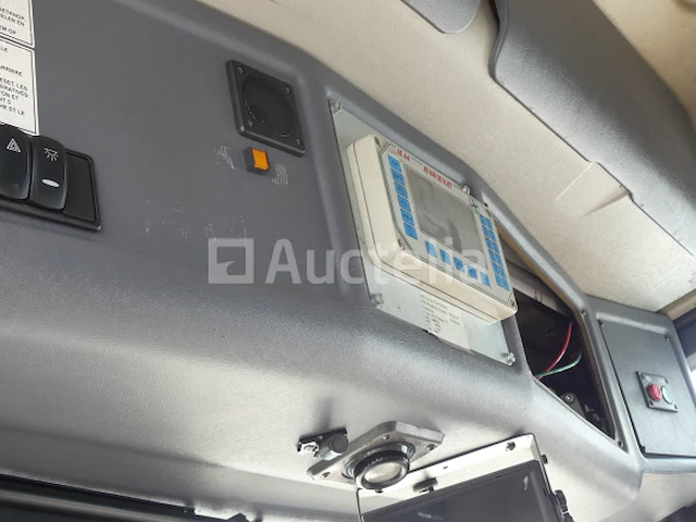 Ref:1434 - vuilniswagen (voor onderdelen) renault access (2013-204.150 km) - afbeelding 24 van  28