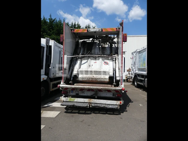 Ref:1434 - vuilniswagen (voor onderdelen) renault access (2013-204.150 km) - afbeelding 28 van  28