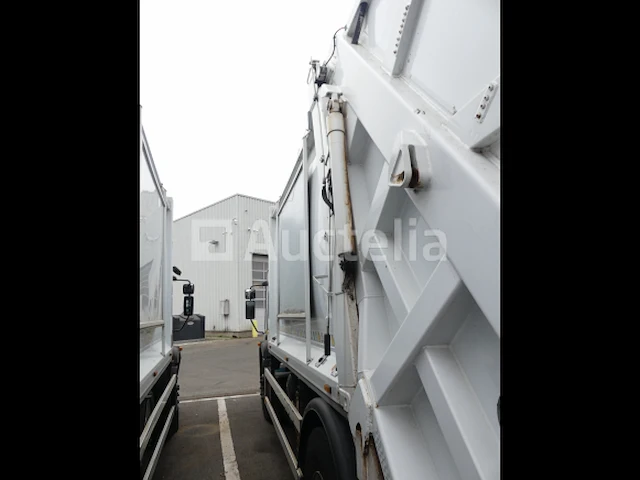 Ref:1450 - renault access vuilniswagen (vin: seg1930bl5bd17235) - afbeelding 24 van  38