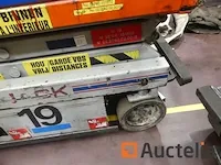 Ref:19 (4980-022) - schaarhoogwerker skyjack sj iii 3015 - afbeelding 14 van  15