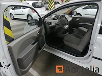 Ref:1anw642 - auto renault twingo (2011-85.497 km) - afbeelding 17 van  22