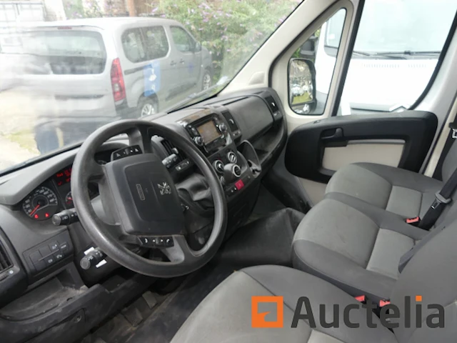 Ref:1ltc336 - bestelwagen peugeot boxer (2015-227.250 km) - ref 8588-004 - afbeelding 2 van  24