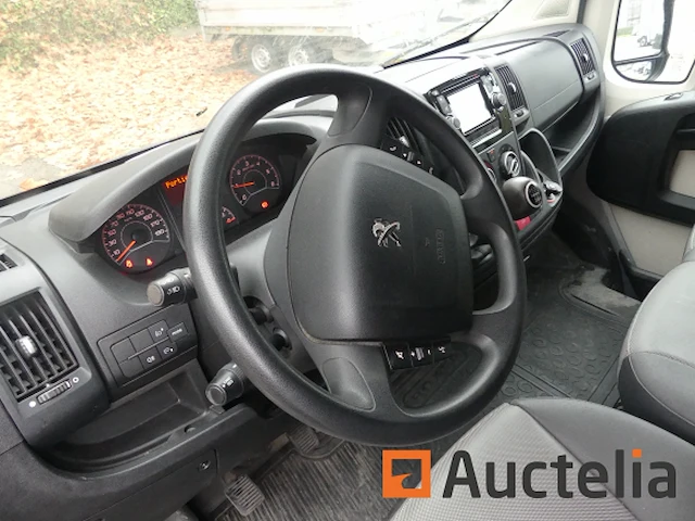 Ref:1puh311 - peugeot boxer cabine twin commercial vrachtwagen (2016-110.465 km) - afbeelding 29 van  32