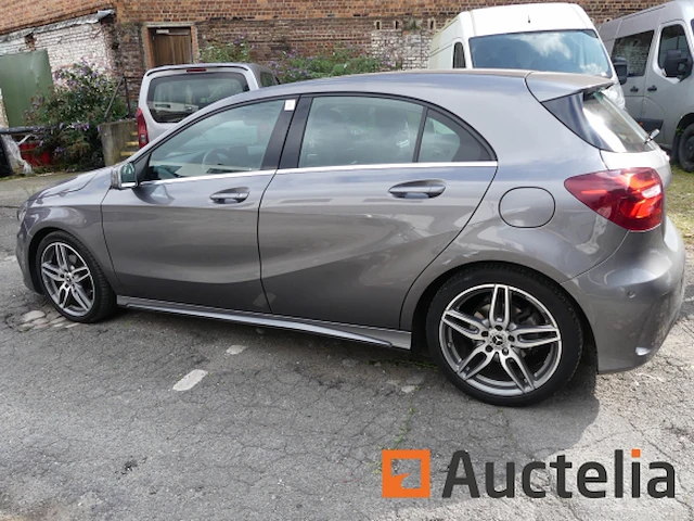 Ref:1tbp958 - auto mercedes-benz a200 (2017-74.682 km) - ref 8588-006 - afbeelding 2 van  28