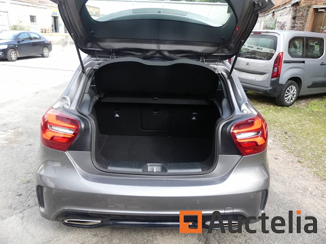 Ref:1tbp958 - auto mercedes-benz a200 (2017-74.682 km) - ref 8588-006 - afbeelding 20 van  28