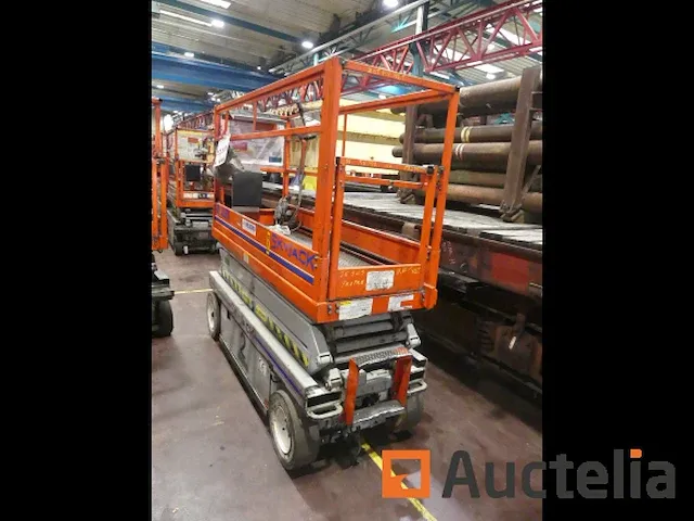 Ref:2 (4980-013) - schaarhoogwerker skyjack sj iii 3220 - afbeelding 1 van  14