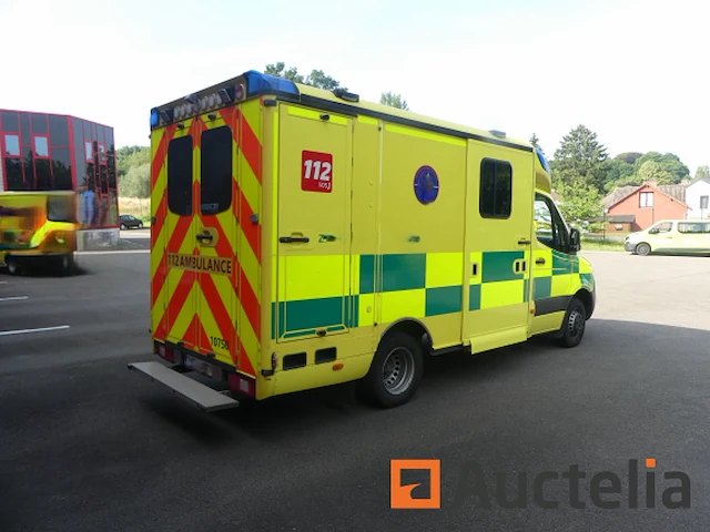 Ref:2-gmd-738 - mercedes-benz sprinter ambulance (2021-242.351 km) - afbeelding 1 van  37