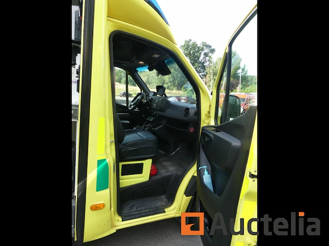 Ref:2-gmd-738 - mercedes-benz sprinter ambulance (2021-242.351 km) - afbeelding 22 van  37