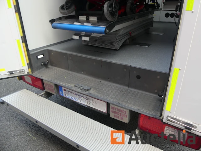 Ref:2-gmd-738 - mercedes-benz sprinter ambulance (2021-242.351 km) - afbeelding 23 van  37