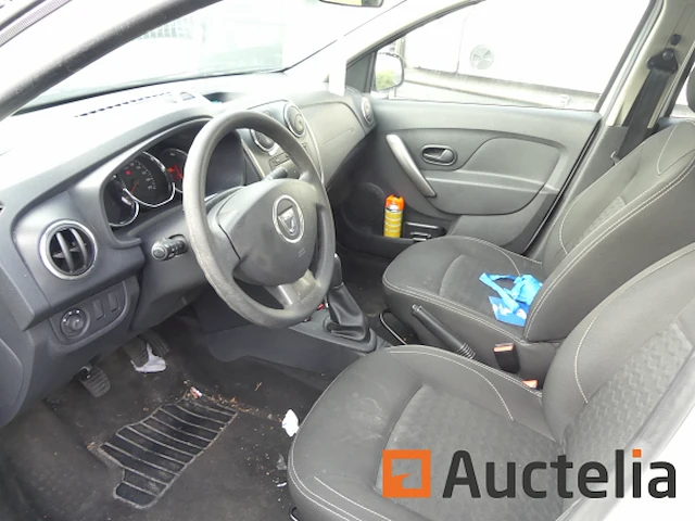 Ref:20513 - auto dacia logan sedan (2013-97.655 km) - afbeelding 23 van  27