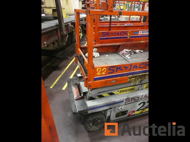Ref:22 (4980-003) - schaarhoogwerker skyjack sj iii 3015 - afbeelding 7 van  13