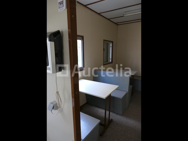 Ref:233 - garderobe container - afbeelding 8 van  22