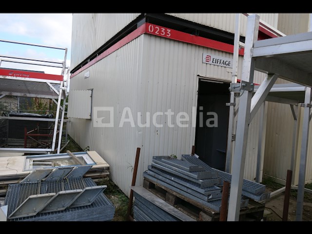 Ref:233 - garderobe container - afbeelding 1 van  22