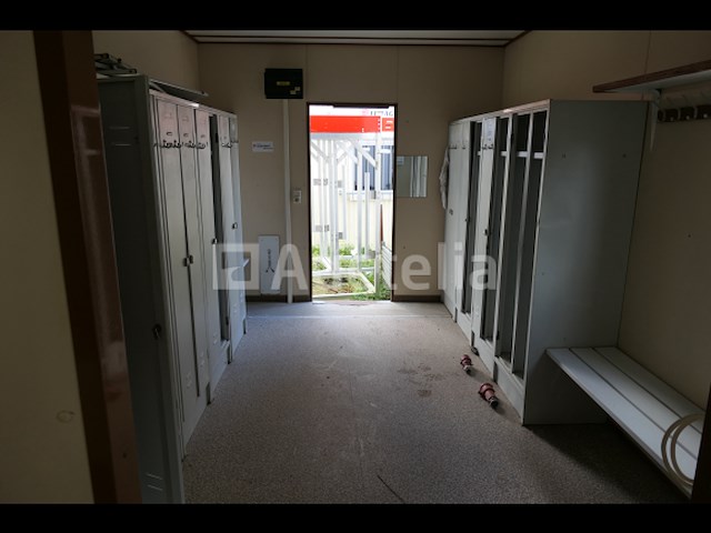 Ref:233 - garderobe container - afbeelding 14 van  22